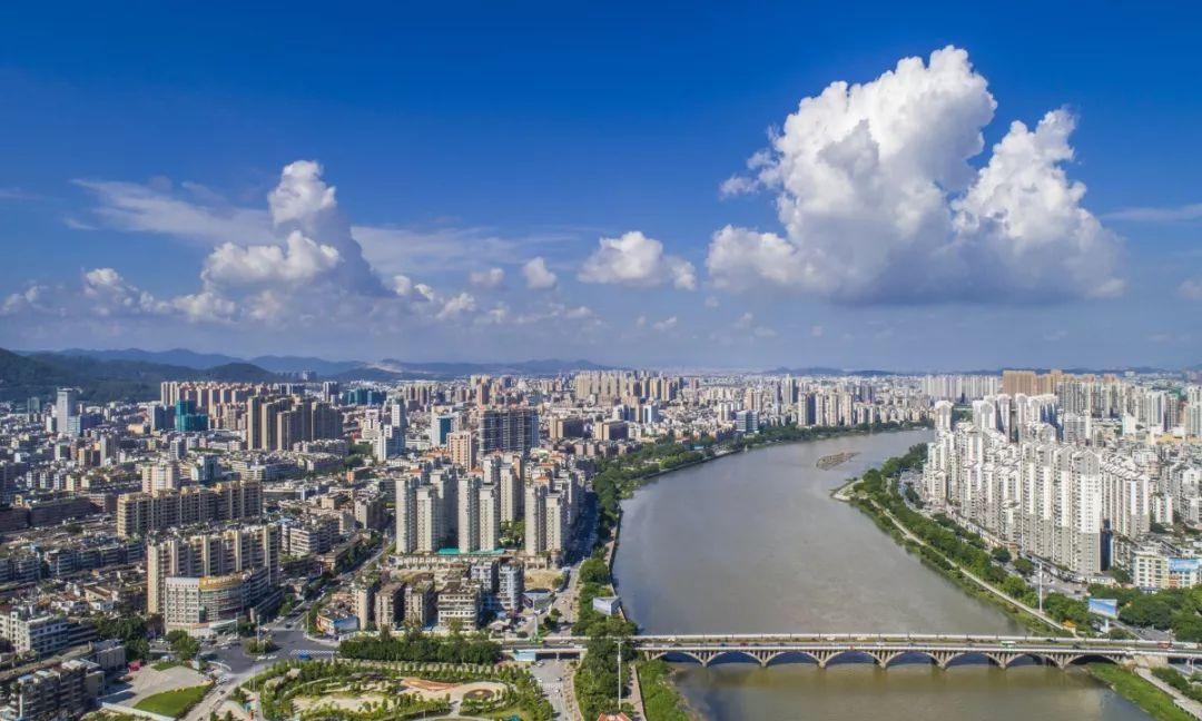 广东,经济发展与文化传承的交融视角