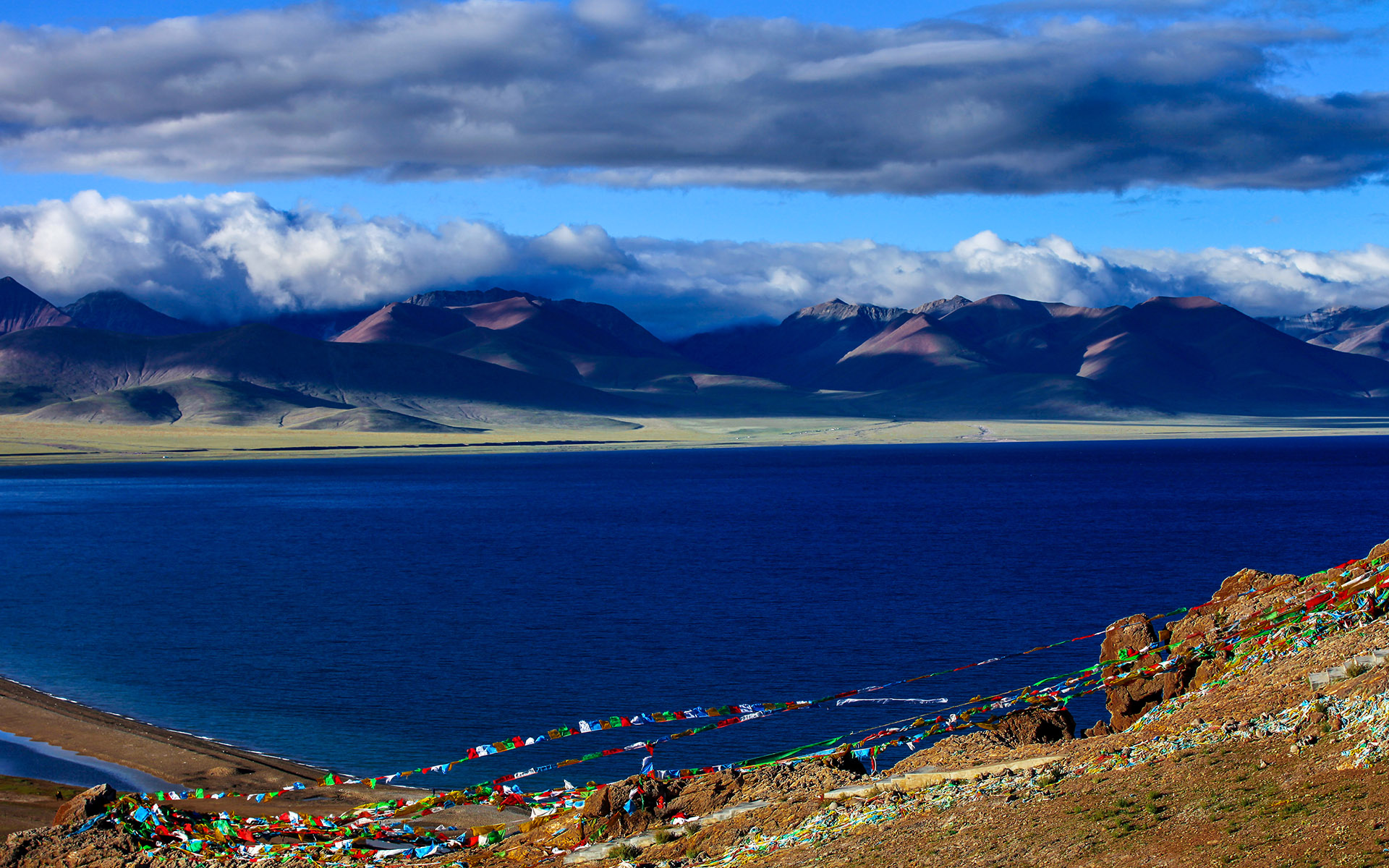 西藏,邂逅天空之镜的神秘之旅